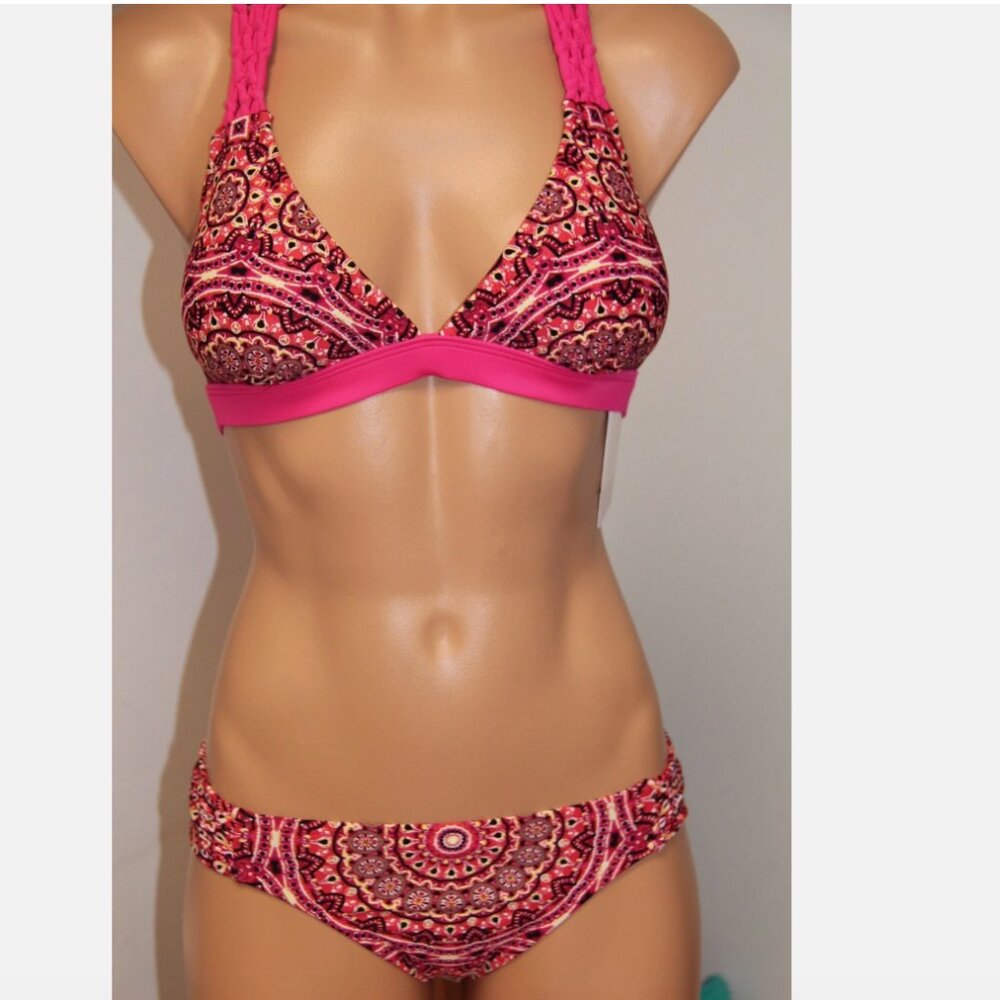 NWT Jessica Simpson Swimsuit Bikini 2 pc set Passion Halter